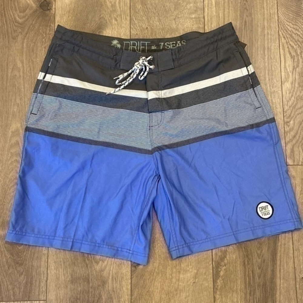Drift board shorts - Picture 2 of 9